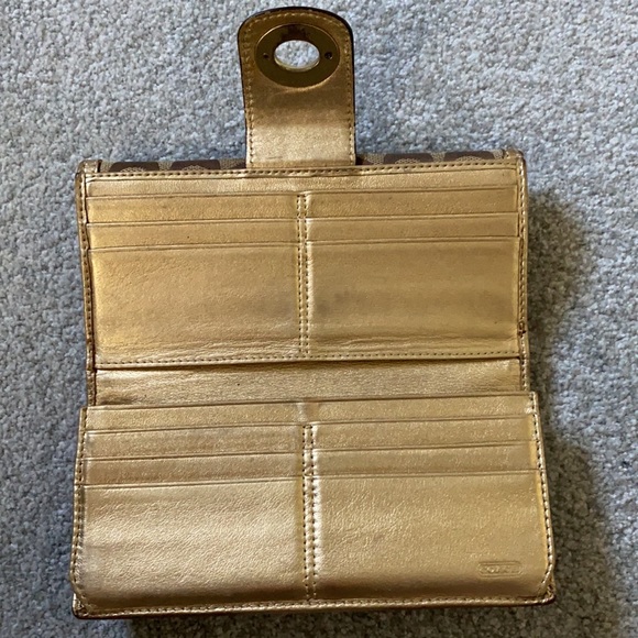 Coach Wallet - Picture 2 of 3